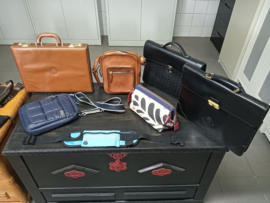 Lote de malas e bolsas