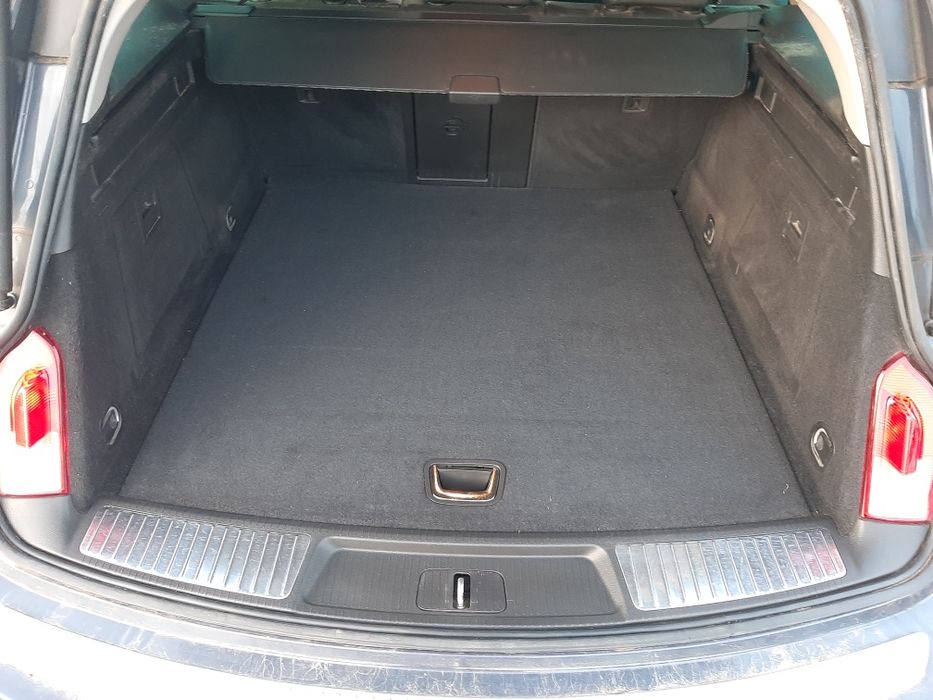 Opel Insignia 2009 rok 1.6 turbo pełny pakiet