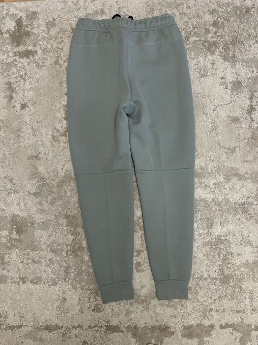 костюм nike tech fleece