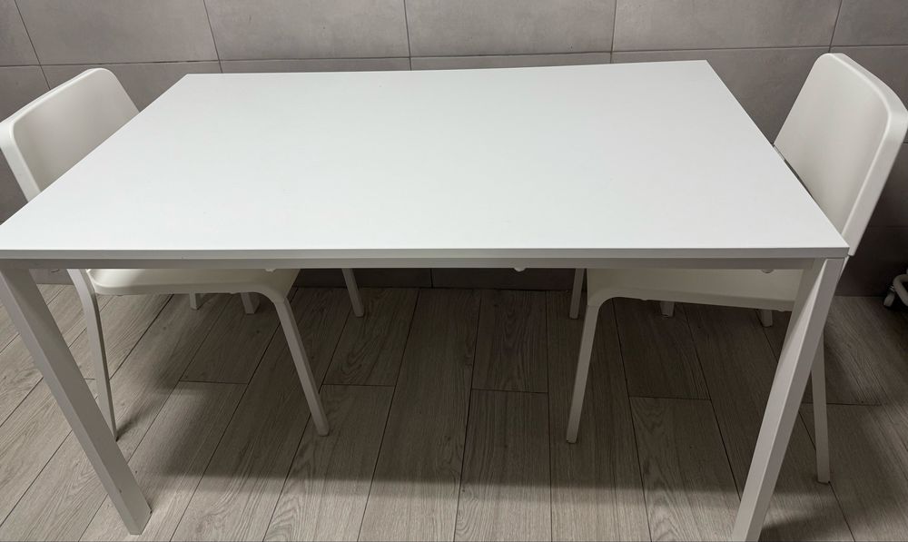 Mobilias usadas como novo