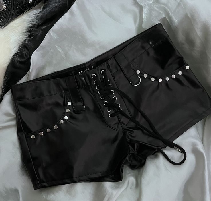 Кожаные шорты/юбки у2к