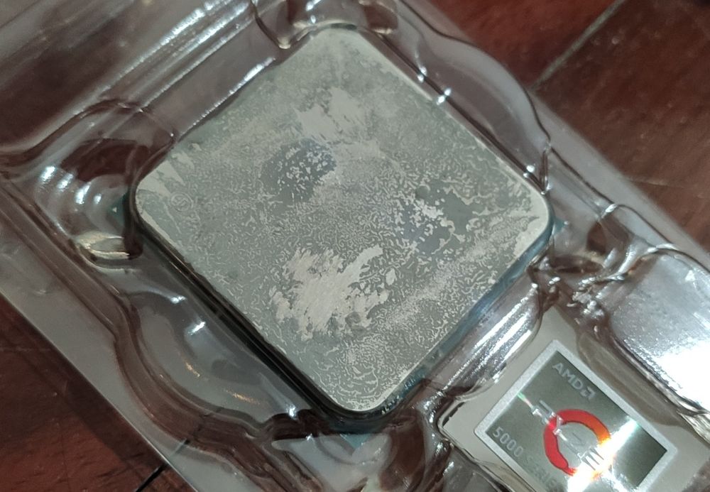 AMD Ryzen 3 1300x | AM4 14mn 4c | 3.5 - 3.7 Ghz Boost 65W + Cooler