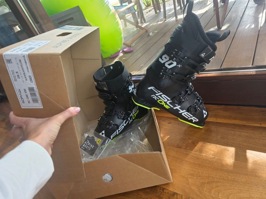 Buty narciarskie Fischer  RC one x 90 r. 41  26.5