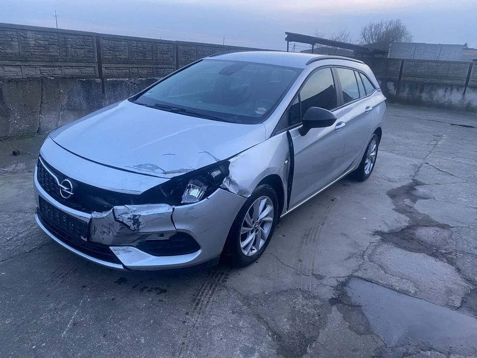 Opel Astra 1.5 105koni tylko 72tyś km przebiegu