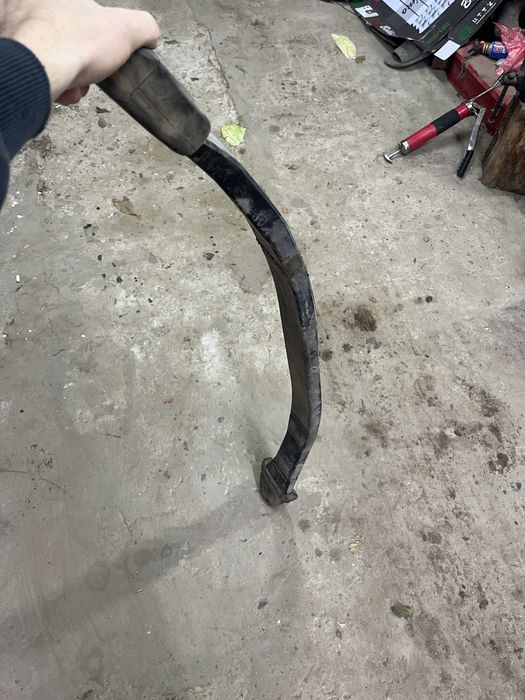 Передня пластикова рейсора оригінал 903