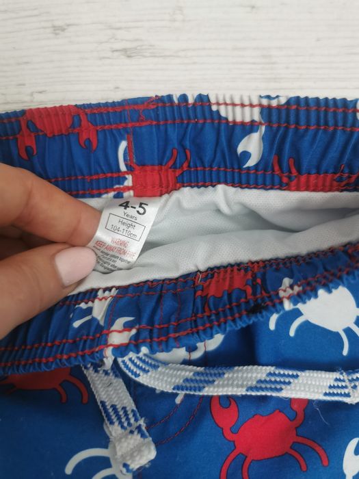 Spodenki chłopięce w rozm. 110
