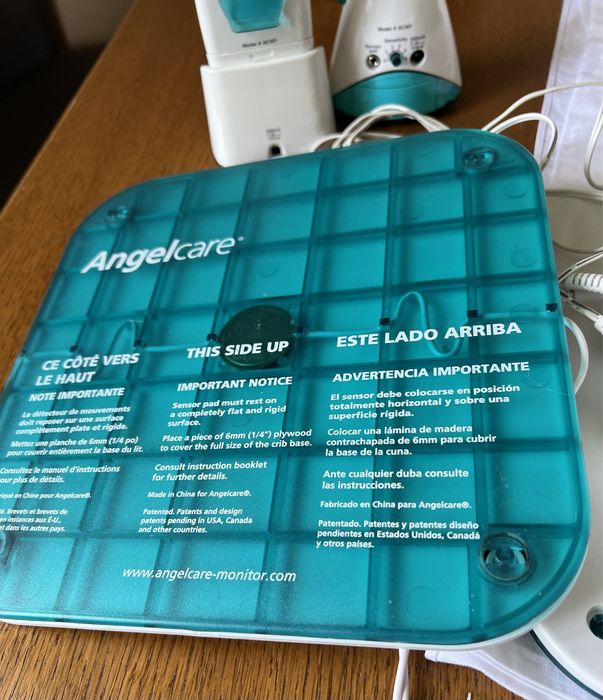 Monitor ruchów oddechowych dziecka Angelcare AC401 2 płytki