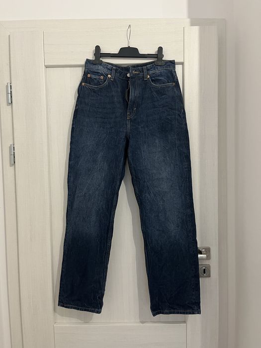 Damskie jeansy Weekday Rowe Extra High Straight W28 L30 – jak nowe