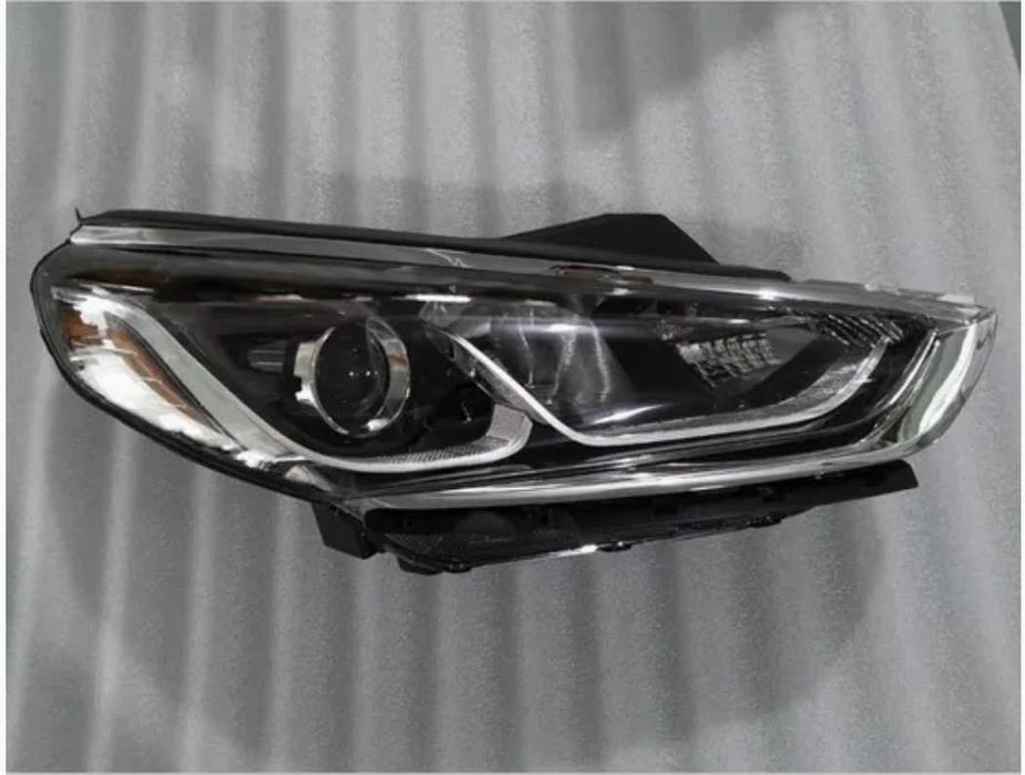 92102-C1500 Фара правая оригинал SONATA NR 2017