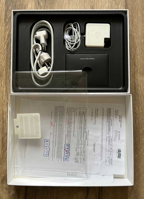 ІДЕАЛЬНИЙ Macbook PRO 13" А1502, 8/128, весь комплект