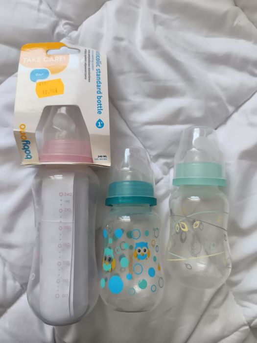 Nowe butelki ze smoczkami dla dziecka