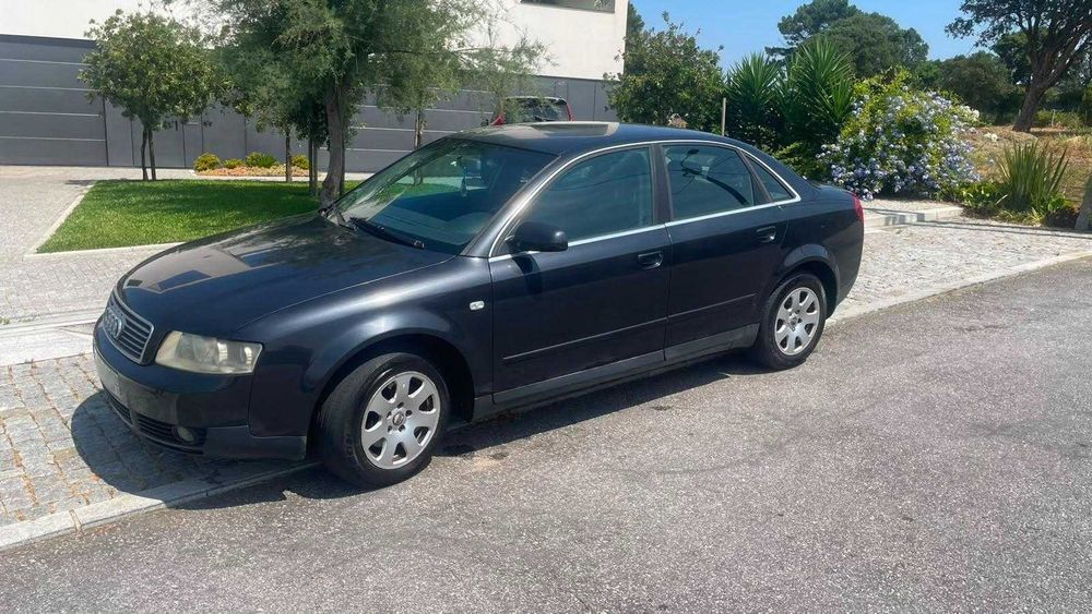 Audi A4 1.9 TDI de 2003 com 130 cv foto 4