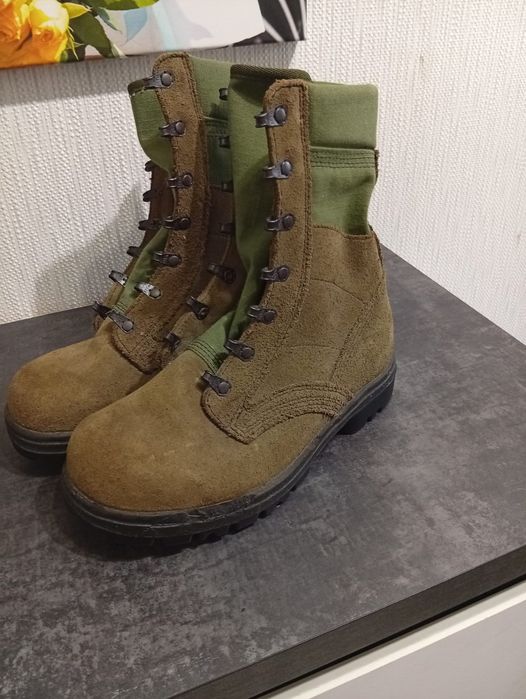 Продам берці гарної якості розмір 38