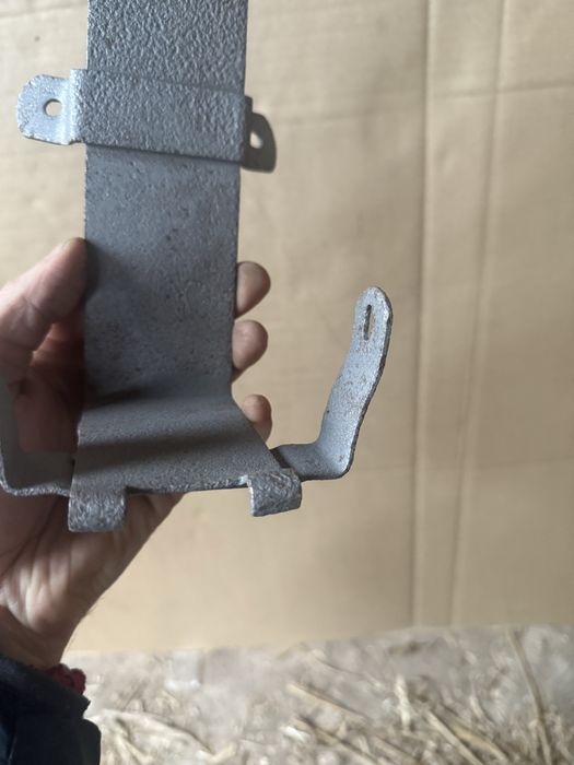 Uchwyt akumulatora wfm wsk mocowanie aku oryginal