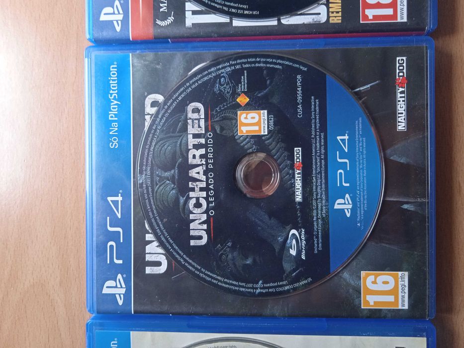 Jogos raros e em perfeito estado PS4