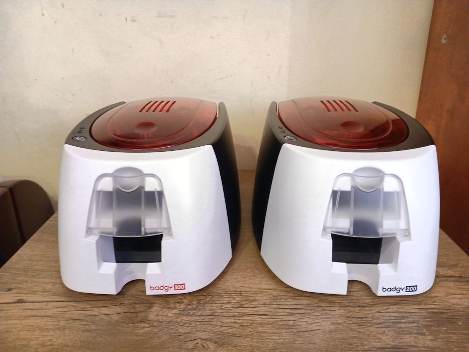 Принтер пластикових карт Evolis Badgy1