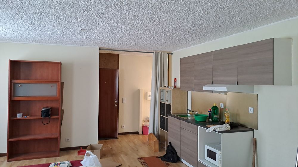 Espaço com 50m2 e WC com água quente