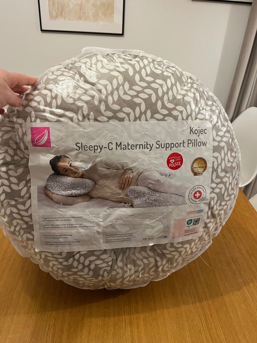 Motherhood Poduszka kojec dla kobiet w ciąży beż