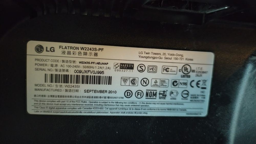 Monitor LG flatron ws2243s VGA 22 cale