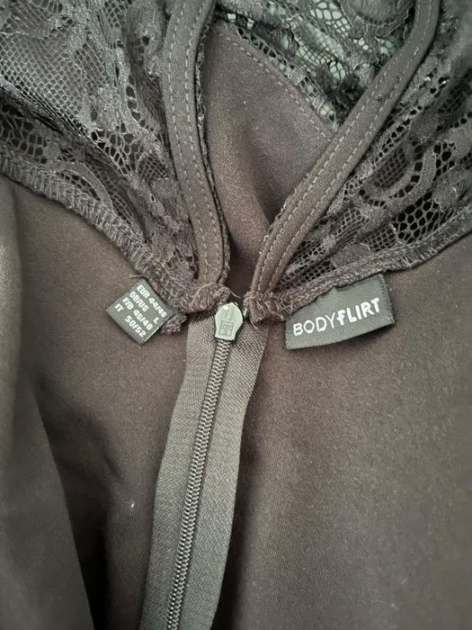#Bodyflirt sukienka czarna koronka L