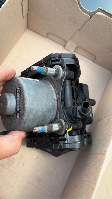 Bomba vacuo freio volvo v60 hibrida plugin P31362373