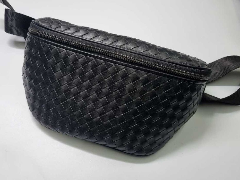 Бананка Bottega Veneta нагрудна сумка поясна сумка Bottega