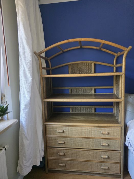 Regał rattan i drewno