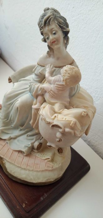 Mãe e filho estatueta 10€ marfinite fina