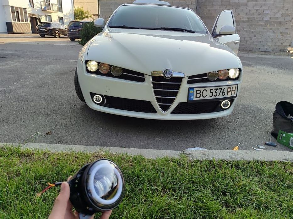 Противотуманные фары LED универсальная 4 дюйма+дхо глазки 100мм Cree