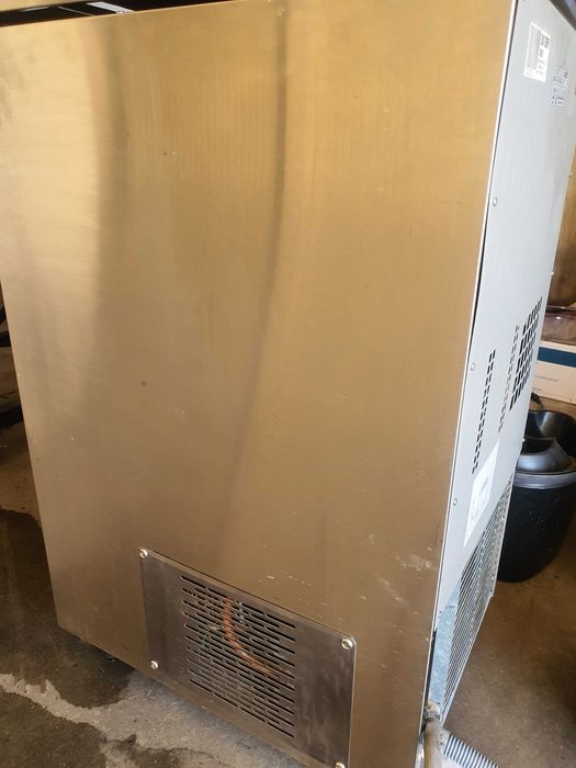 Maquina de fazer gelo ITV Industrial