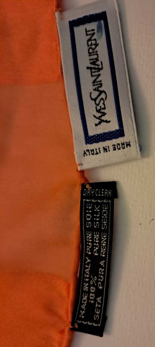 Yves Saint Laurent - Lenço de Seda Vintage
