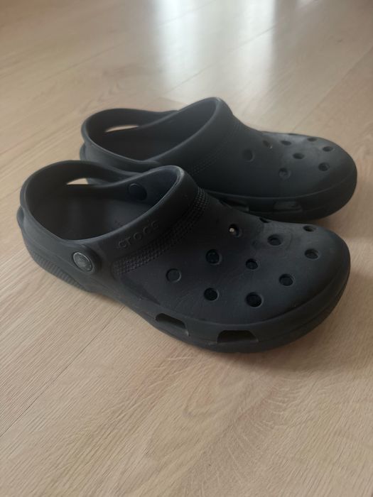 Granatowe crocs 38