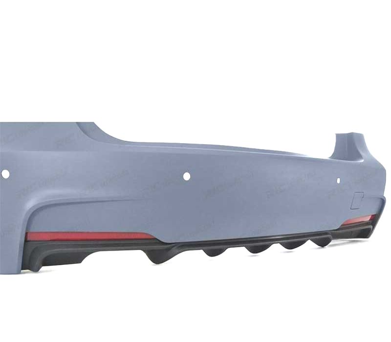 PARA-CHOQUES TRASEIRO BMW F30 LOOK M PERFORMANCE PDC DUPLA SAÍDA ESQUERDA