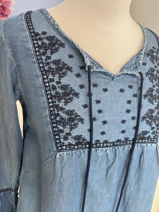 A la Jensowa  bawełniana niebieska  sukienka vintage hafty