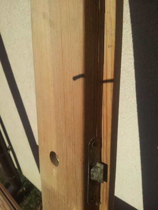 Nowe drzwi wewnetrzne drewno lite