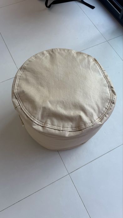 Puff/pufe/pouf pequeno/médio em pele sintética