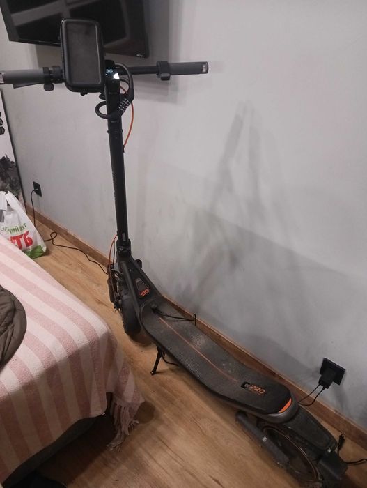 Електричний самокат Xiaomi Electric Scooter 6 Pro