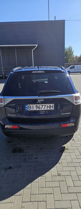 Продам Mitsubishi outlander 3 2,4