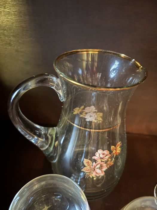 Conjunto de jarra e copos