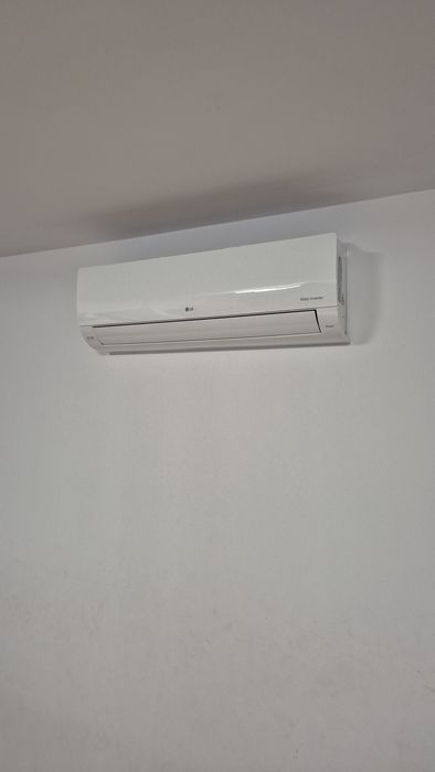 Klimatyzacja do ogrzewania i chłodzenia z montażem