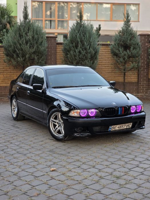 Продам бмв е39 520i