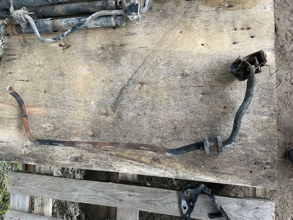 стабілізатор перед BMW X3 E83 (2003-2010)