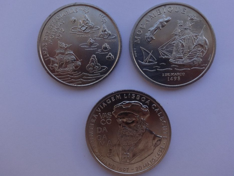 Moedas 200$00 Comemorativas não circuladas