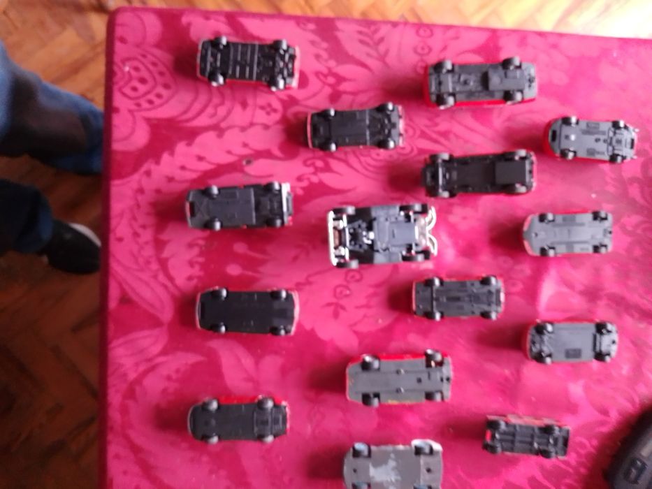 Deseja carrinhos vemelhos? desde 5E ou 15-65E-Calças homem4E Desde 4E