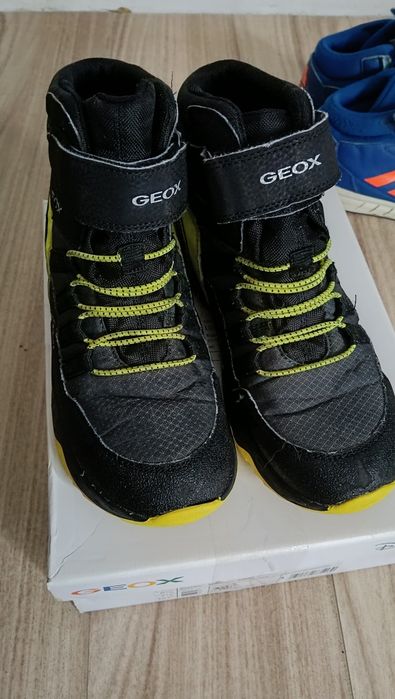 Zimowe buty Geox r.35