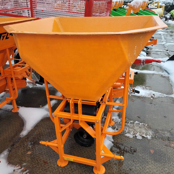 Розкидач піску, солі MOTYL