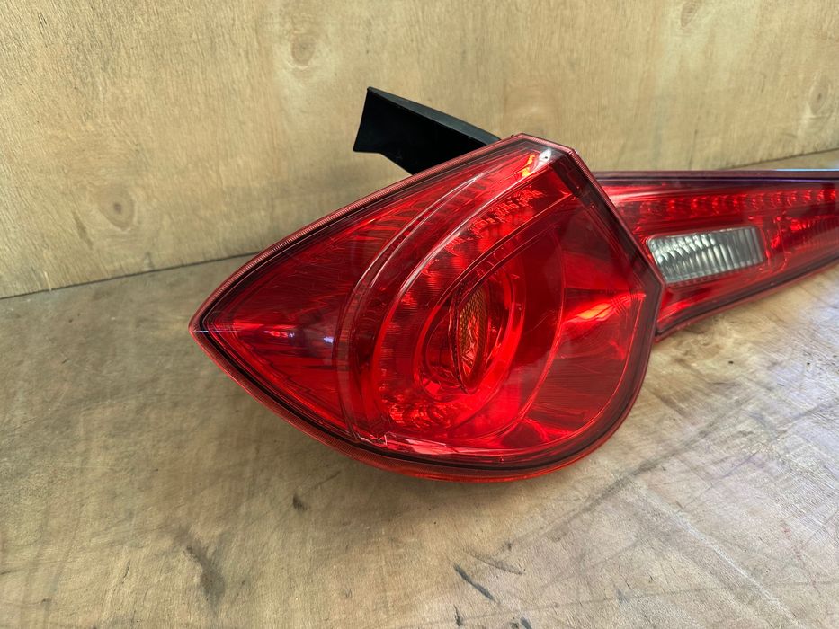 Farolim Farol Tras esquerdo Led Alfa Romeo Giulietta / Original