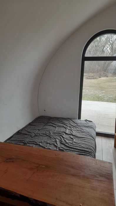 .Продаж гарного будинку з приватизованою ділянкою, біля води у ДК "Славутич" с. Коробівка.