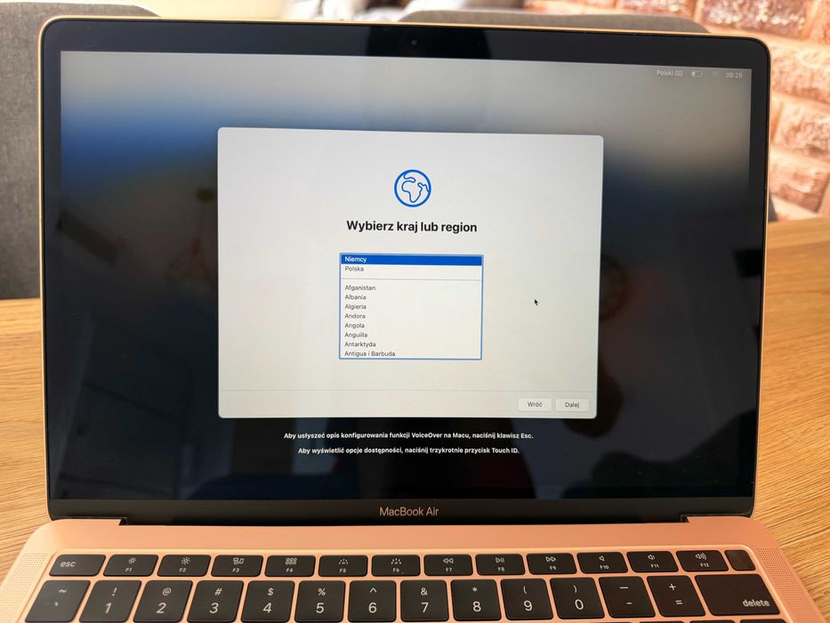 Macbook Air Retina 13-calowy 8GB