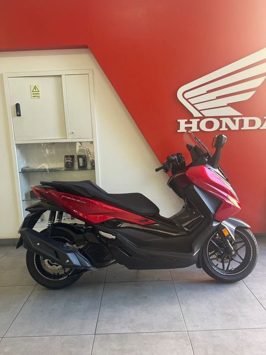 Honda Forza 125 abs